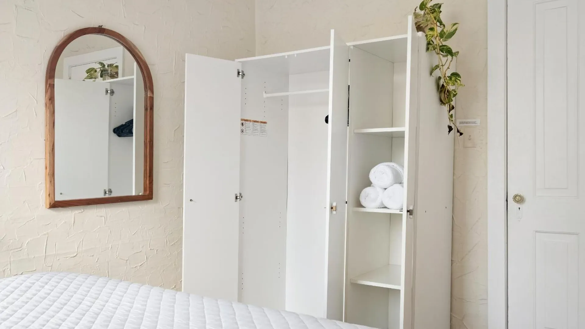 Breezy Beach Apt, Steps To The Sand! Full Ac Too - 18 Up San Juan Lägenhet